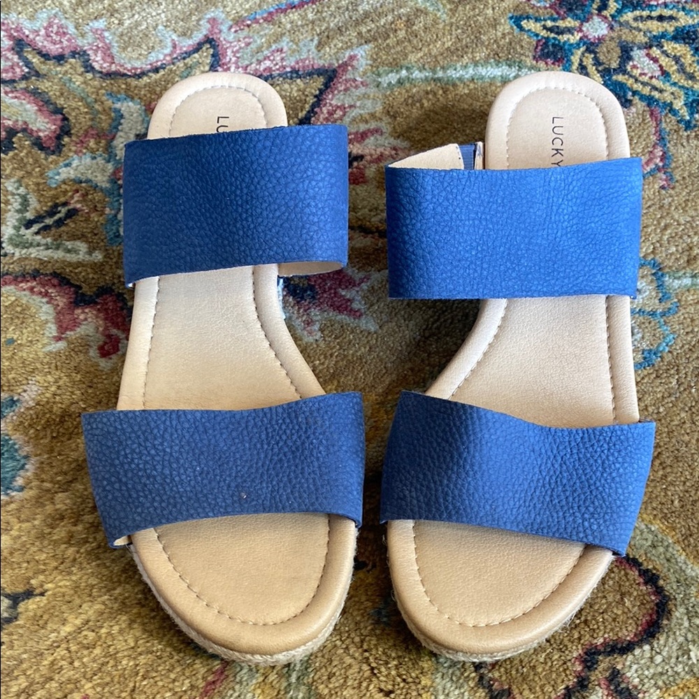 Lucky Brand Blue and Tan Sandals